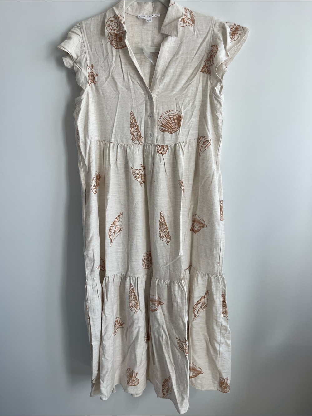 Jane and Delancey Cream Shell Print Tiered Button Front Midi Dress Size S NWT